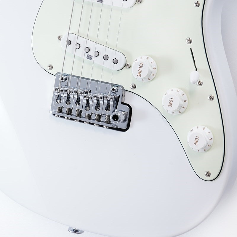 LM1-LWH_[Luca_Mantovanelli_Signature_Model]_05