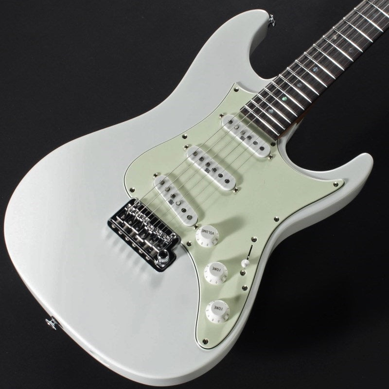 LM1-LWH_[Luca_Mantovanelli_Signature_Model]_03