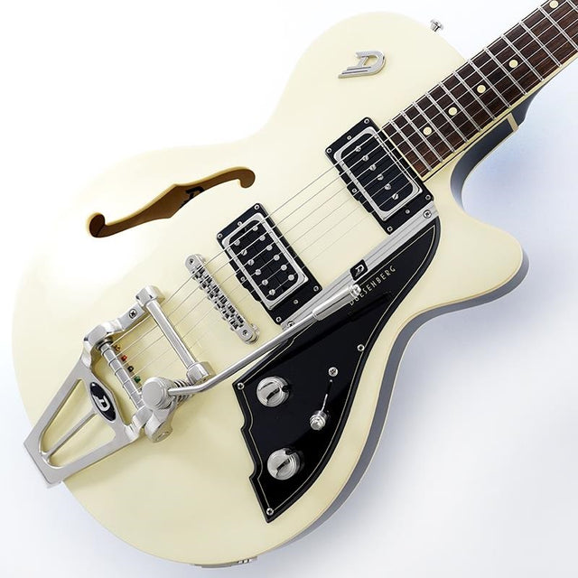 DTV-VW_Starplayer_TV_(Vintage_White)_01