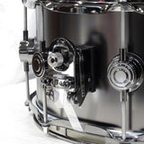 DRVD6514SVNBK_[Collector's_Satin_Black_Over_Brass_Snare_14×6_5___Black_Nickel_Hardware]_03