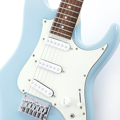 AZ_Essentials_AZES31-PRB_(Purist_Blue)_[SPOT_MODEL]_04