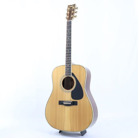 Used_Yamaha_FG-300D_(1983_model)_02