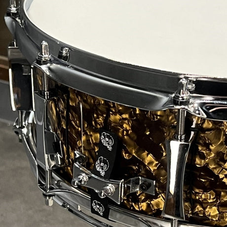 8-ply_Maple_Snare_Drum_14x5_-_Root_Beer_Pearl_[In-store_special_price]_03