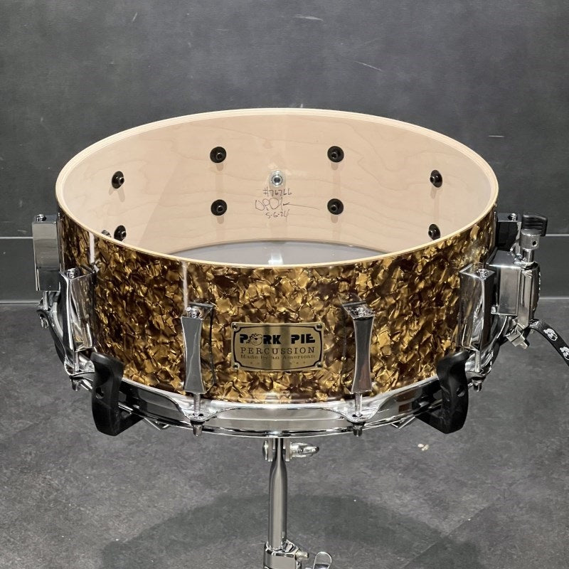 8-ply_Maple_Snare_Drum_14x5_-_Root_Beer_Pearl_[In-store_special_price]_04