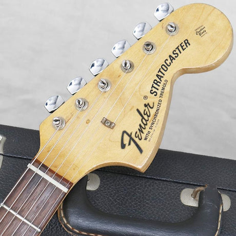 VINTAGE_Stratocaster_'70_Sunburst_R_11