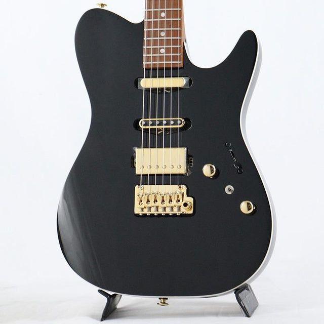 LB1-BK_(Black)_[Lari_Basilio_Model]_01