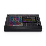 MPC_LIVE_III_[Standalone_MPC_with_built-in_monitor_speakers]_(Akai)_03