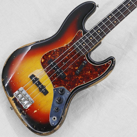 VINTAGE_Jazz_Bass_'64_Sunburst_R_02