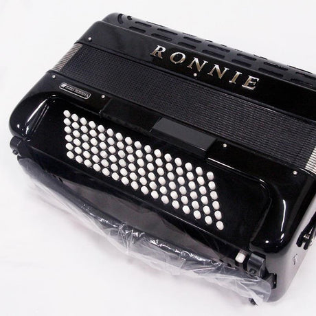 Jubilate96_BK_(Japanese_domestic_specifications)，_37_keys，_96_bass，_MML_3-row_set，_piano_style，_Ronnie_Black，_Italian_parts_used，_accordion_05