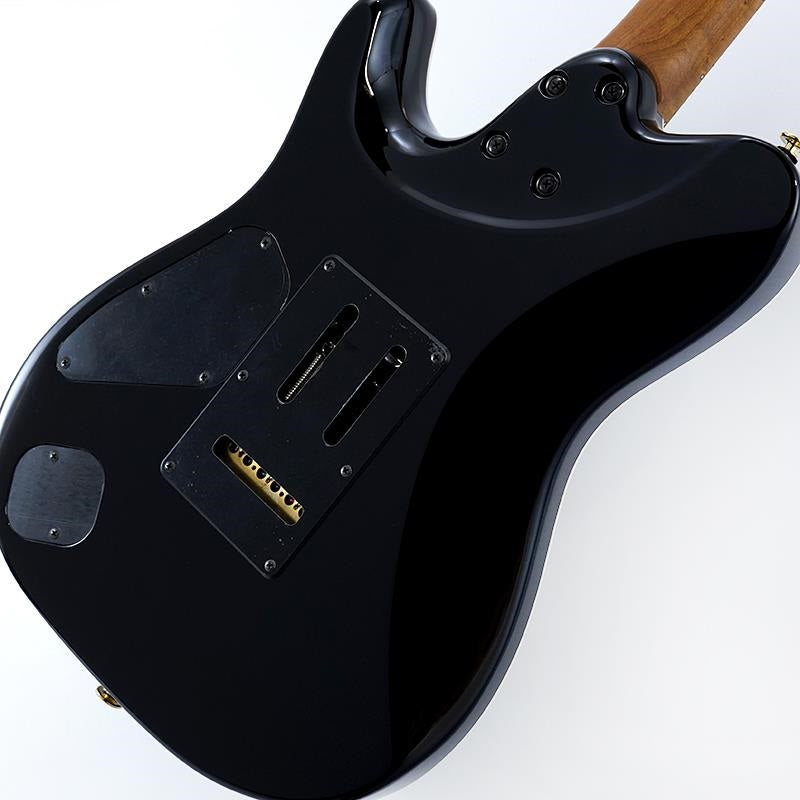 LB1-BK_(Black)_[Lari_Basilio_Model]_08