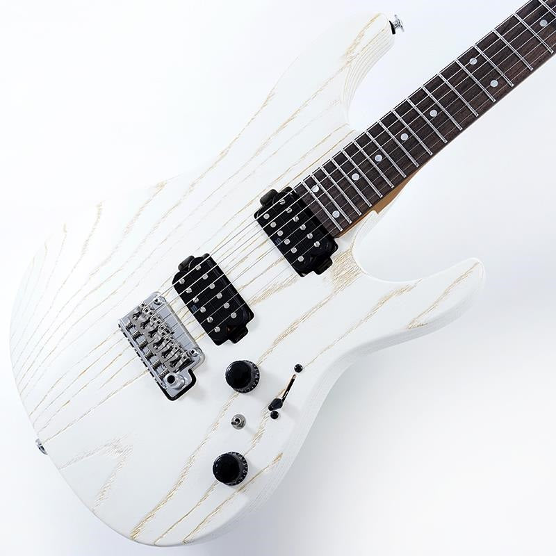Prestige_AZ2402AR-CGW_(Coarse_Grain_White_Flat)_[SPOT_MODEL]_01