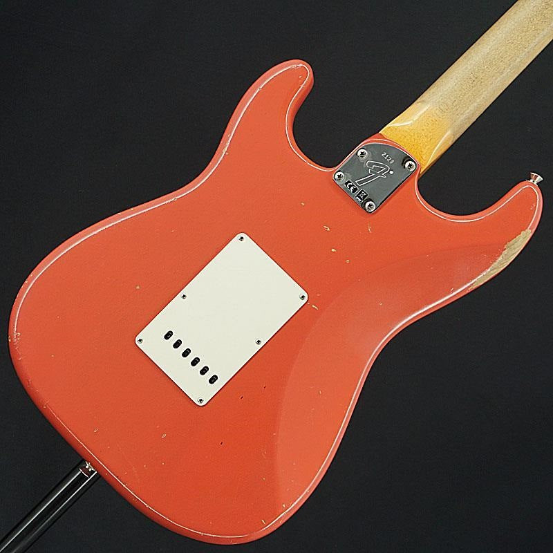 Used_2018_Fender_Postmodern_Stratocaster_Journeyman_Relic_(Faded_Fiesta_Red)_[SN_XN2123]_02