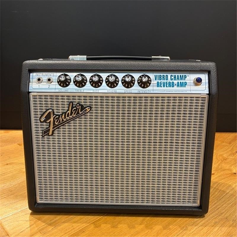 68_Custom_Vibro_Champ_Reverb_02