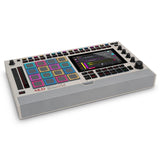 MPC_Live_III_Retro_[Standalone_MPC_with_built-in_monitor_speakers]_(Akai)_02