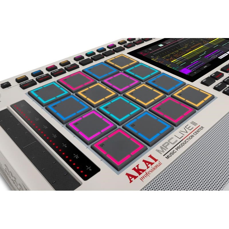 MPC_Live_III_Retro_[Standalone_MPC_with_built-in_monitor_speakers]_(Akai)_06