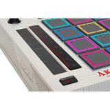 MPC_Live_III_Retro_[Standalone_MPC_with_built-in_monitor_speakers]_(Akai)_08
