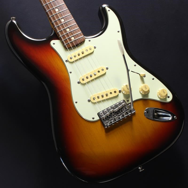USED_​​ST62-70TX_(3_Tone_Sunburst)_01