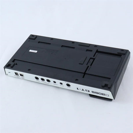 USED_​​GT-1_Limited_White_(BOSS)_Multi-effects_Pedal_Amp_Simulator_[S_N_Z6R0572]_02