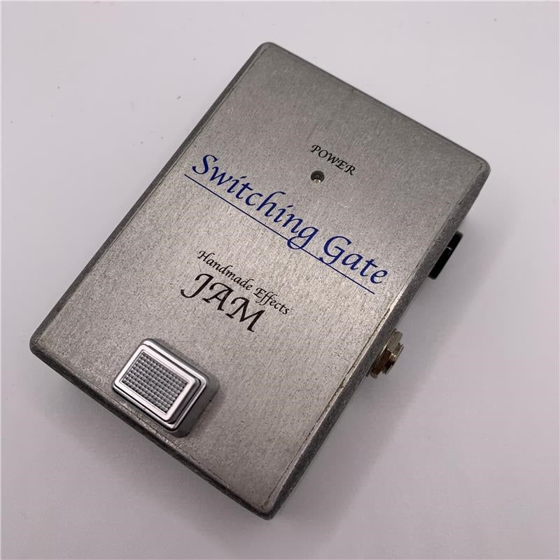 USED_​​Switching_Gate_(Handmade_Effects_JAM)_01