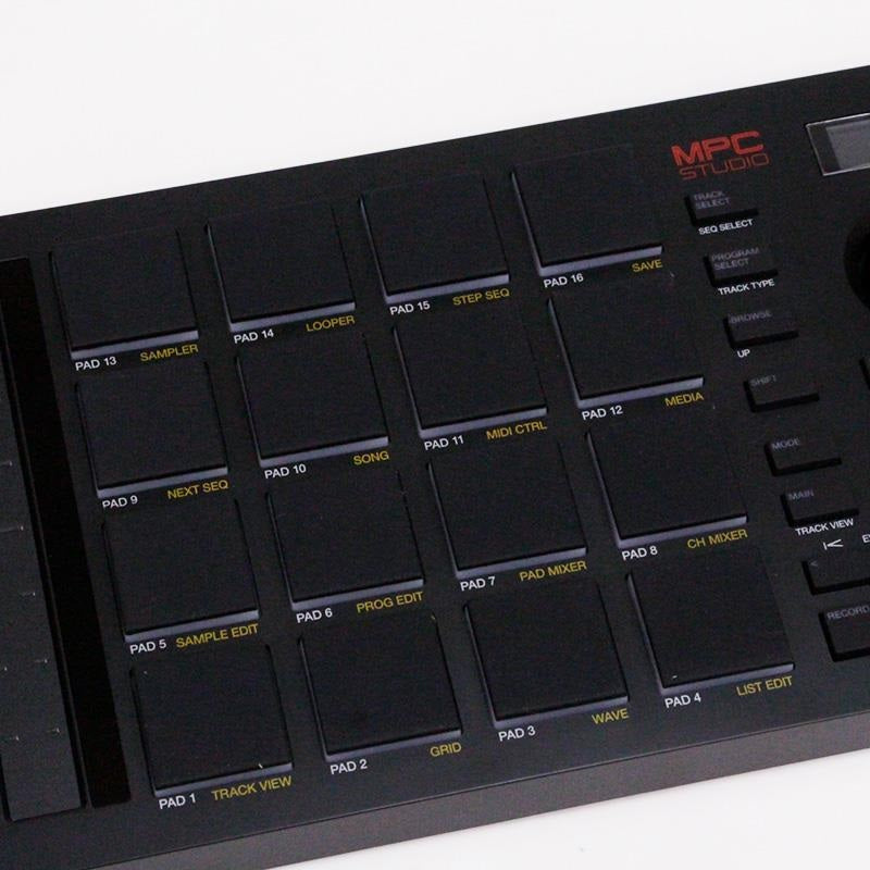 USED_​​MPC_Studio_03