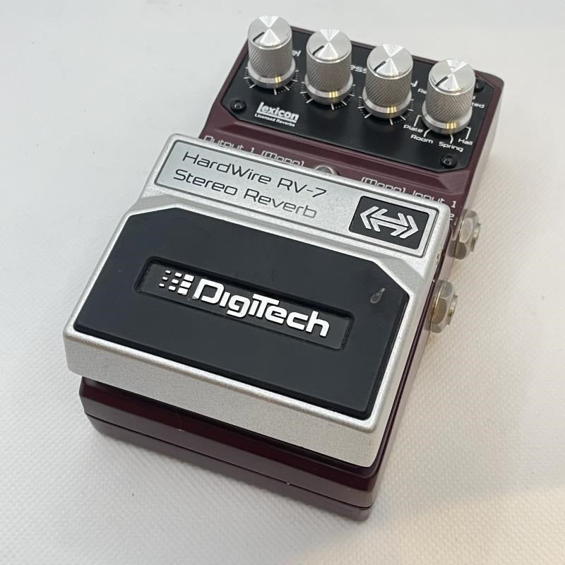 USED_​​Stereo_Reverb_RV-7_01