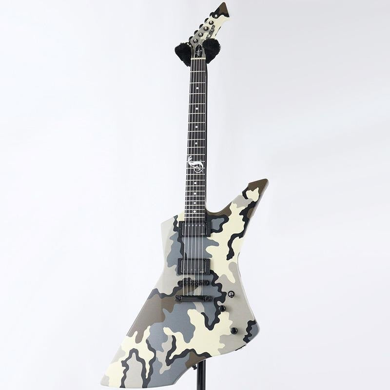 SNAKEBYTE_CAMO_(Kuiu_Camo_Satin)_[SN_E9531252]_[James_Hetfield_Model]_02