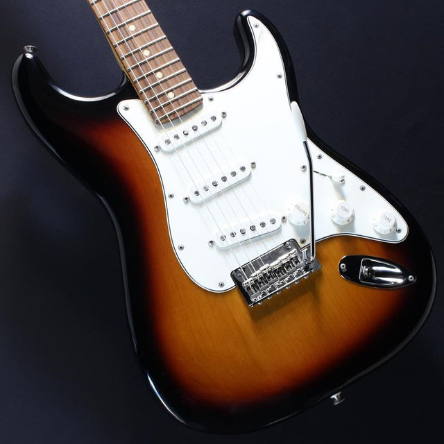 USED_​​Player_Stratocaster_(3_Color_Sunburst_Pau_Ferro)_01