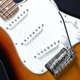 USED_​​Player_Stratocaster_(3_Color_Sunburst_Pau_Ferro)_04