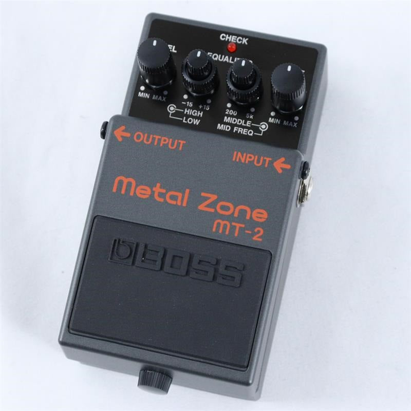 USED_​​MT-2_[Metal_Zone]_(BOSS)_Distortion_Pedal_01