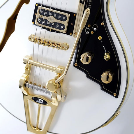 DTV-WHV_Starplayer_TV_Velvet_(White)_05
