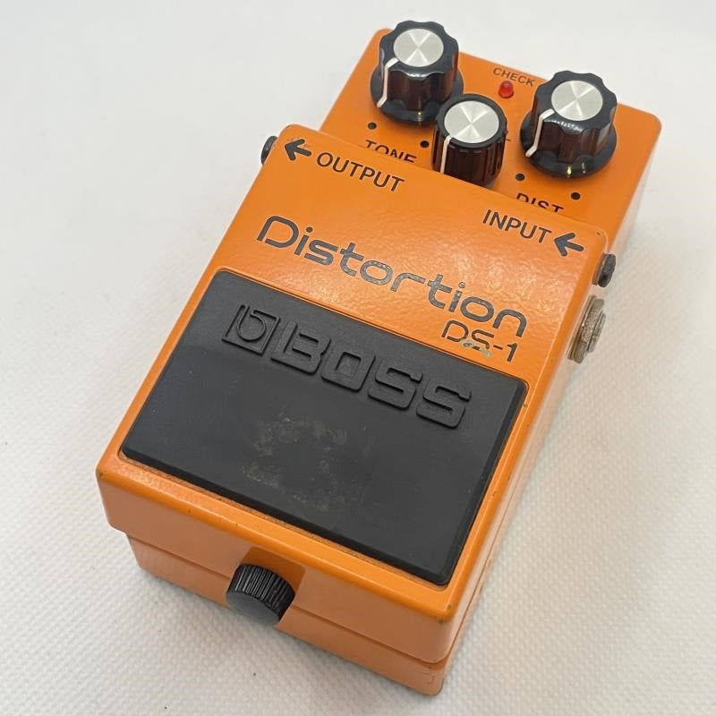 USED_​​Used_DS-1_01