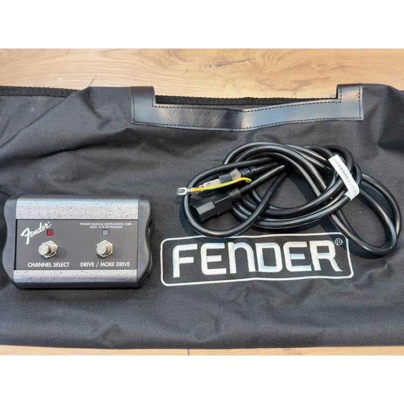 USED_​​BassBreaker_30R_04