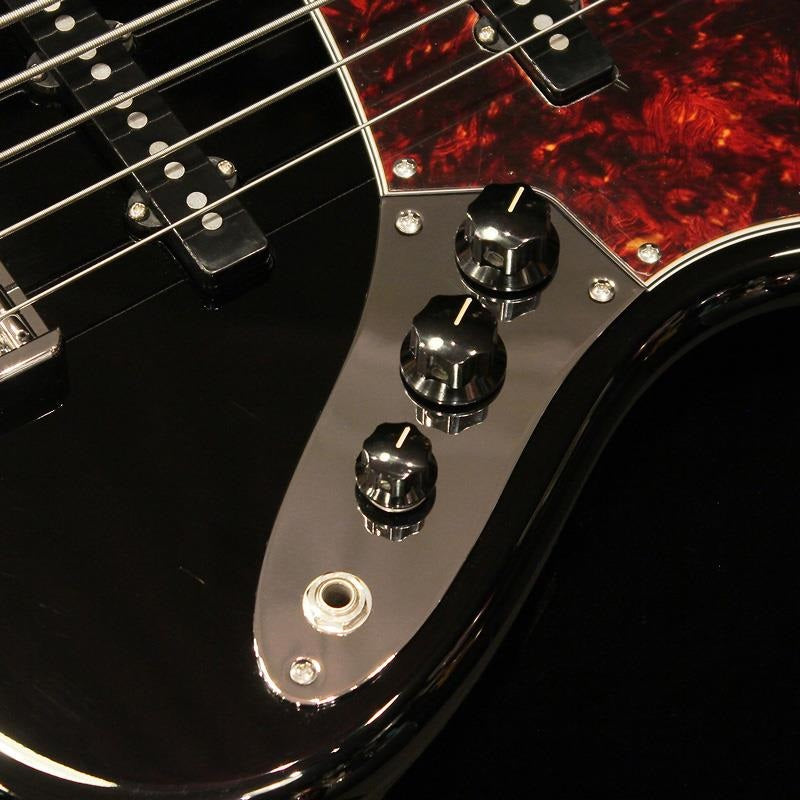 XJ-Core_5st_(Alder_Black-MH)_05