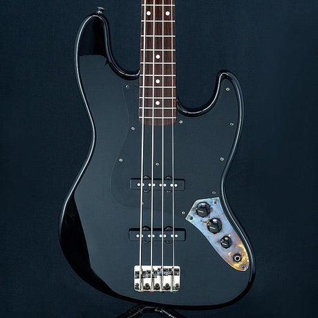 Used_FSR_Traditional_60s_Jazz_Bass_(All_Black)_01