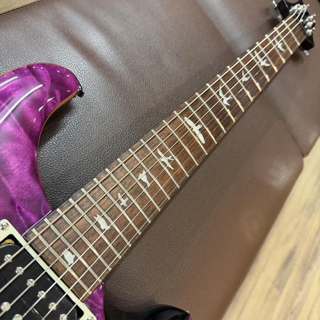 USED_​​SE_Custom_24_Quilt_(Amethyst)_[SN_CTIG013219]_Paul_Reed_Smith_10