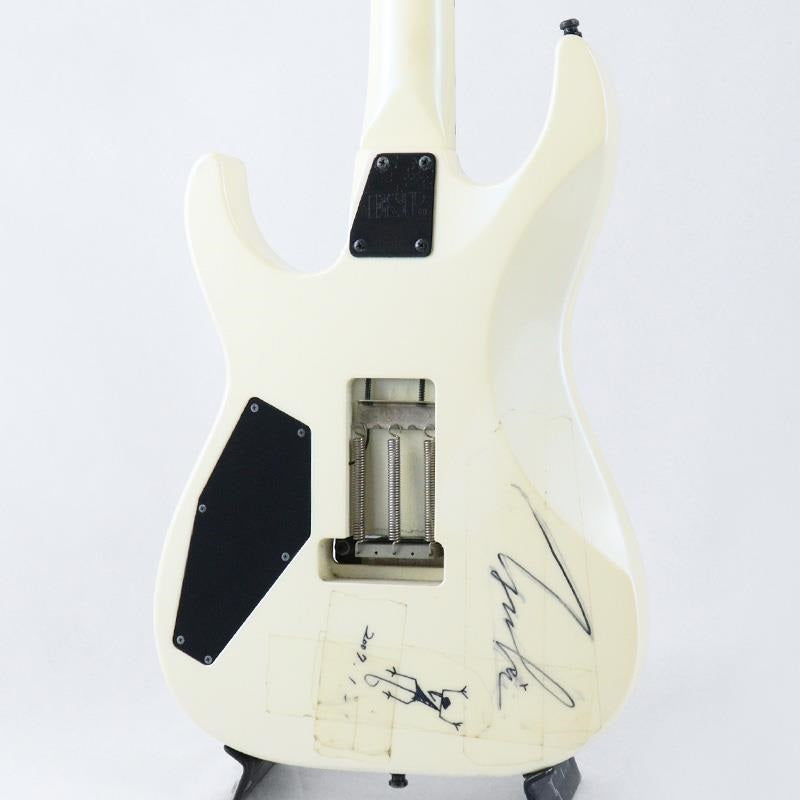 USED_​​LIZARD_SPECIAL_#1_YUKI_Signature_Model_(Pearl_White)_[SN_S064601]_ESP_04