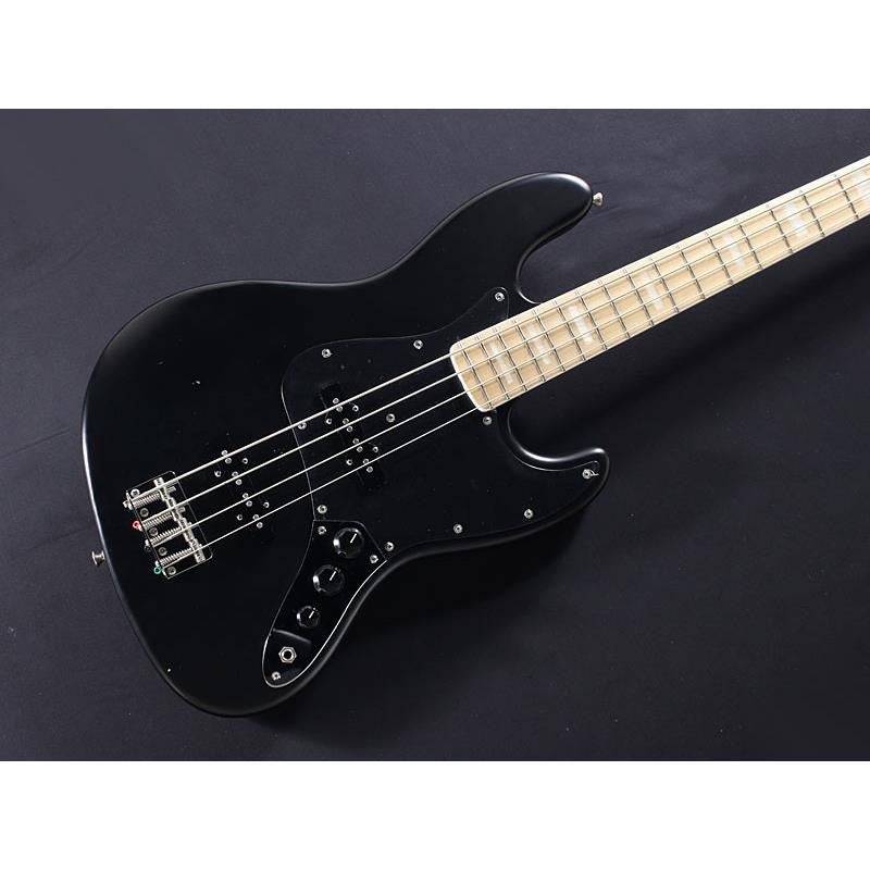 USED_​​JBV-R1_(MAT_BLK)_03