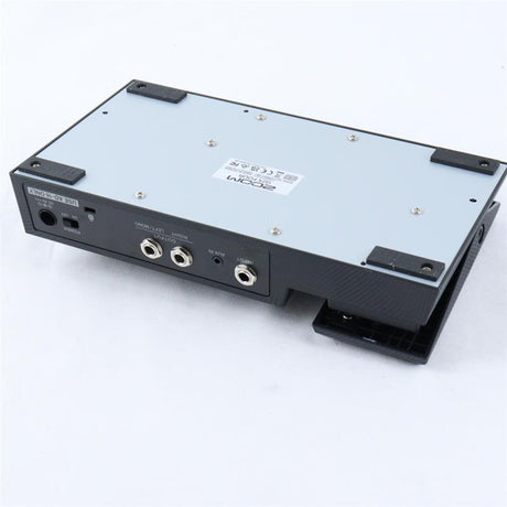 USED_​​G2X_FOUR_(ZOOM)_Multi-effects_Pedal_Amp_Simulator_03