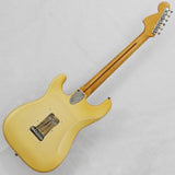 VINTAGE_Stratocaster_'78_OlympicWhite_M_03