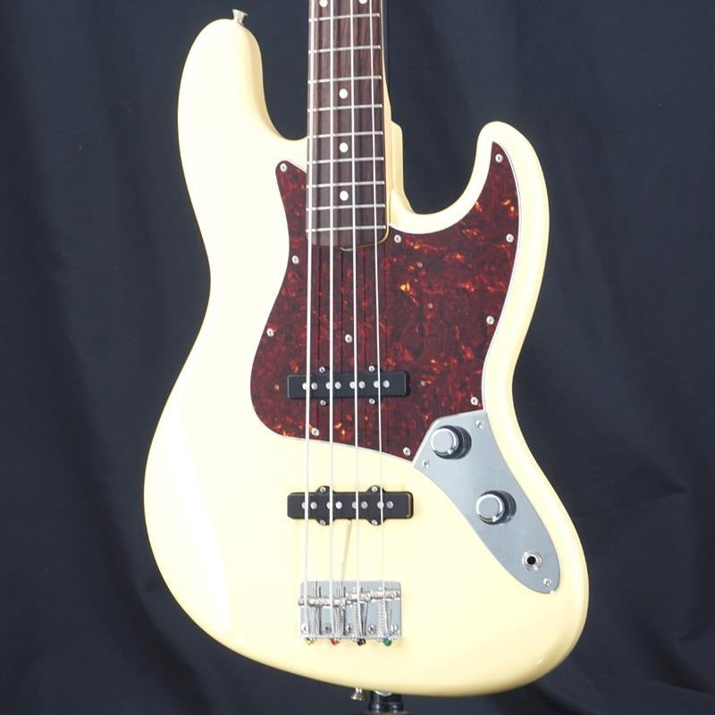 Used_Heritage_60s_Jazz_Bass_(Olympic_White)_01