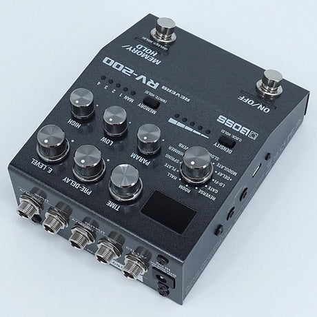 USED_​​RV-200_BOSS_02