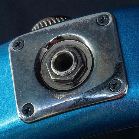 USED_TRBX304_(FACTORY_BLUE)_09
