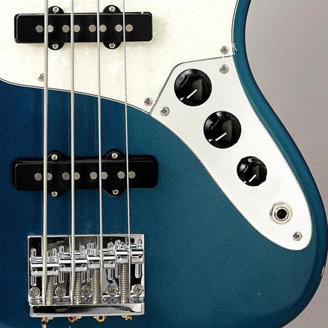 Trad_JB_4st_(Deep_Lake_Placid_Blue_Light_Aged)_09