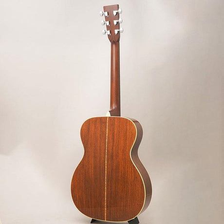 USED_​​000-28_'07_Martin_04