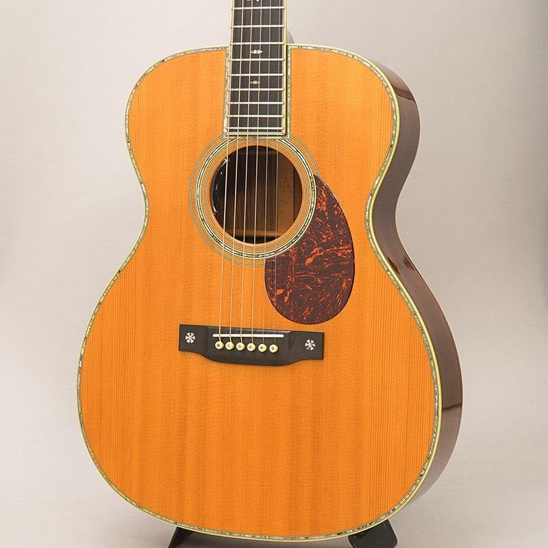 USED_​​OM-42_w_Anthem_'04_Martin_01