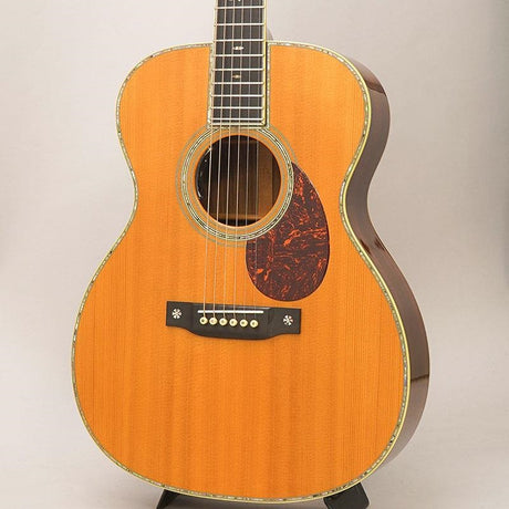 USED_​​OM-42_w_Anthem_'04_Martin_01