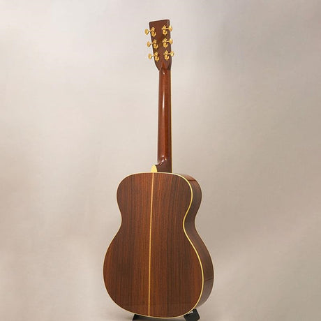 USED_​​OM-42_w_Anthem_'04_Martin_04