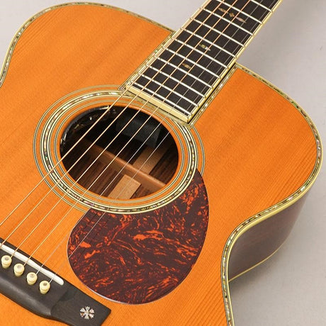 USED_​​OM-42_w_Anthem_'04_Martin_07