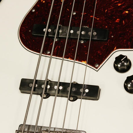 USED_​​LG5D-OW_(Olympic_White)_'22_03