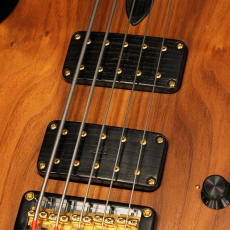 USED_​​Mk2_5-stroke_Fretless_(American_Walnut_Facings)_'91_03
